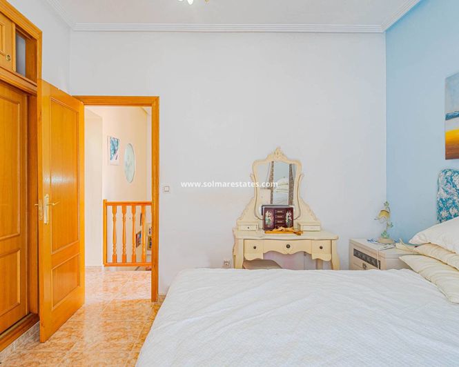 Image No.38-Quad de 3 chambres à vendre à Punta Prima