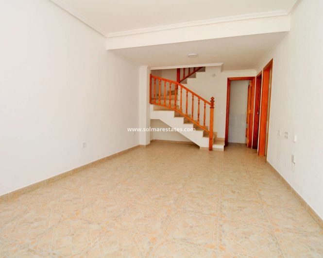 Image No.4-Quad de 2 chambres à vendre à Playa Flamenca