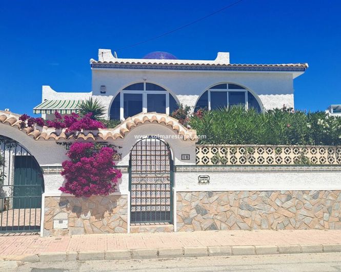 Image No.2-Villa de 3 chambres à vendre à Villamartin