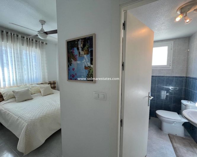 Image No.28-2 Bed Apartment for sale