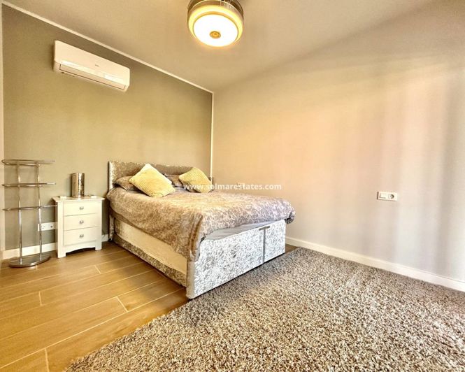 Image No.19-2 Bed Apartment for sale