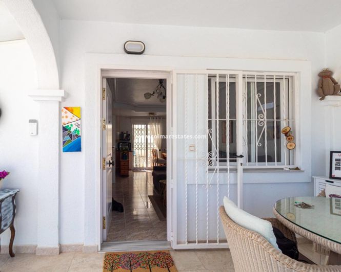 Image No.14-2 Bed House for sale