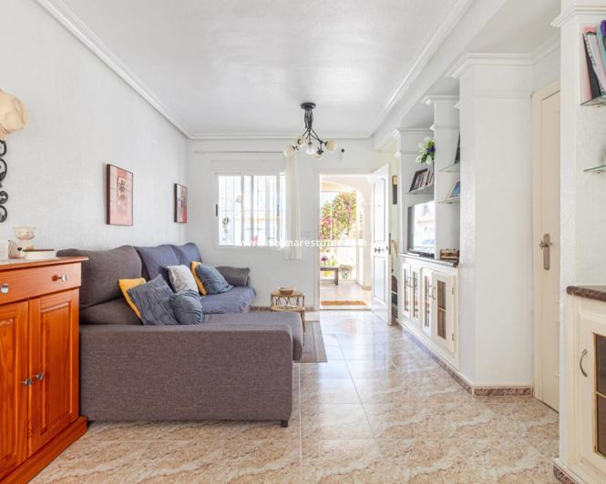 Image No.21-2 Bed House for sale
