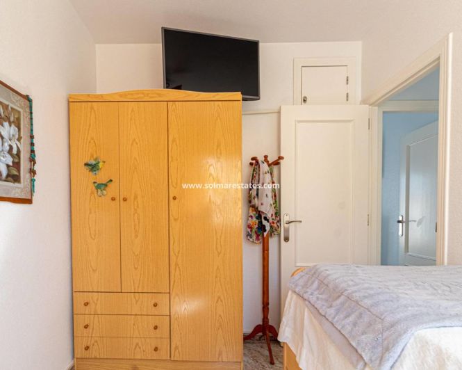 Image No.31-2 Bed House for sale
