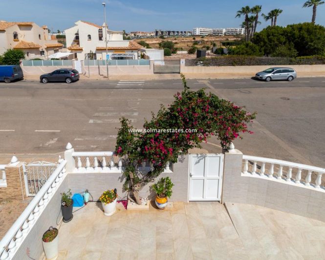 Image No.34-2 Bed House for sale