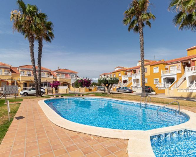 Image No.45-2 Bed House for sale