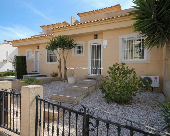 Image No.36-4 Bed Townhouse for sale