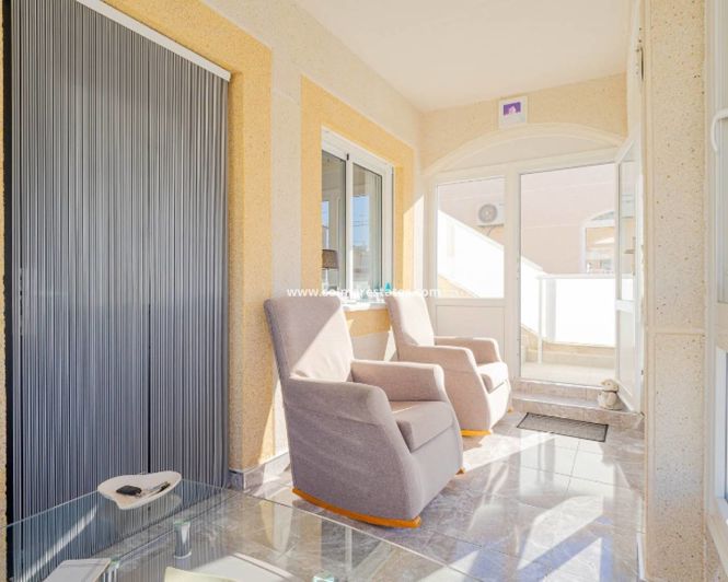 Image No.15-2 Bed Villa for sale