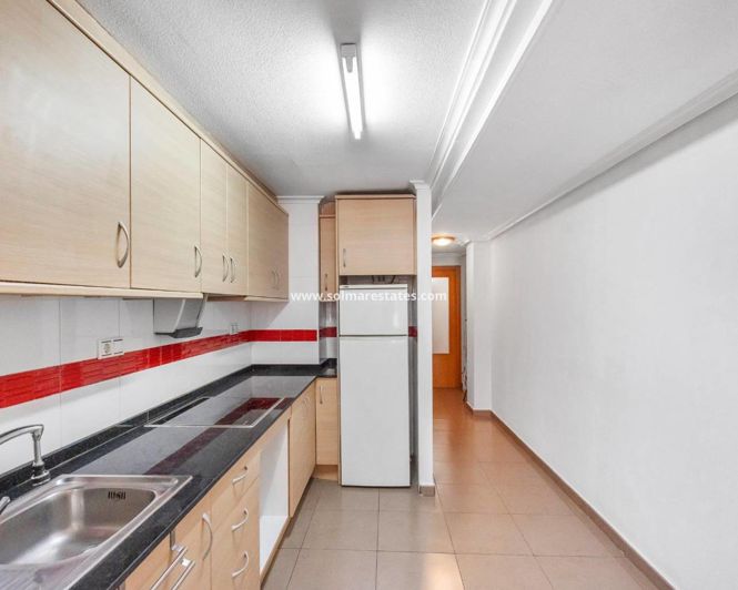 Image No.12-Appartement de 2 chambres à vendre à Torrevieja