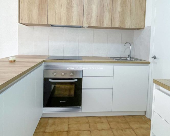Image No.7-3 Bed Townhouse for sale