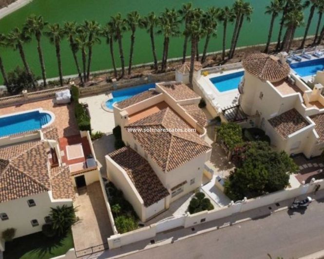 Image No.3-Villa de 3 chambres à vendre à Villamartin