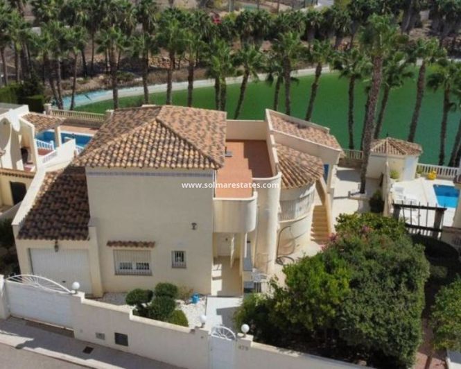 Image No.4-Villa de 3 chambres à vendre à Villamartin