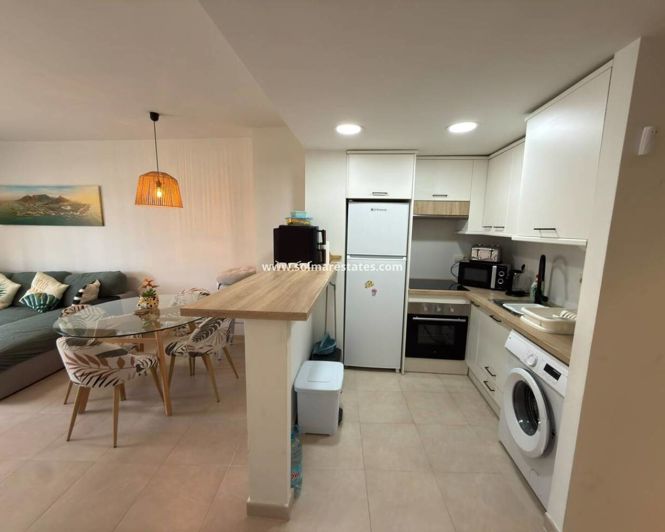 Image No.2-Appartement de 2 chambres à vendre à Villamartin