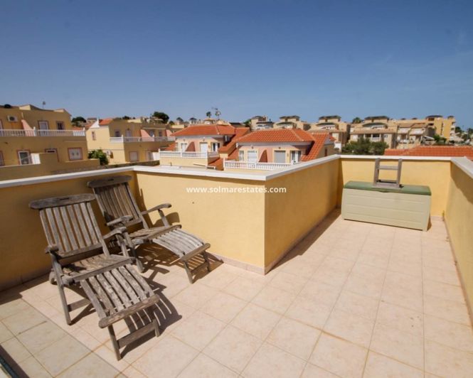 Image No.10-3 Bed House for sale