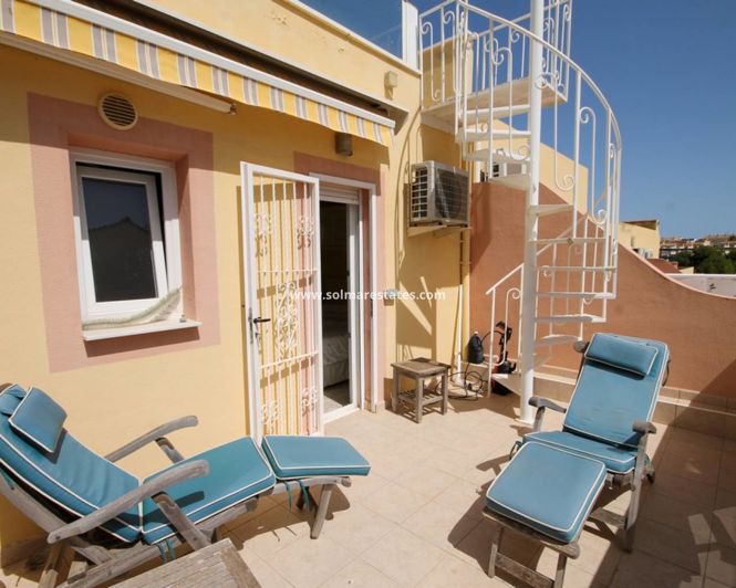 Image No.22-3 Bed House for sale