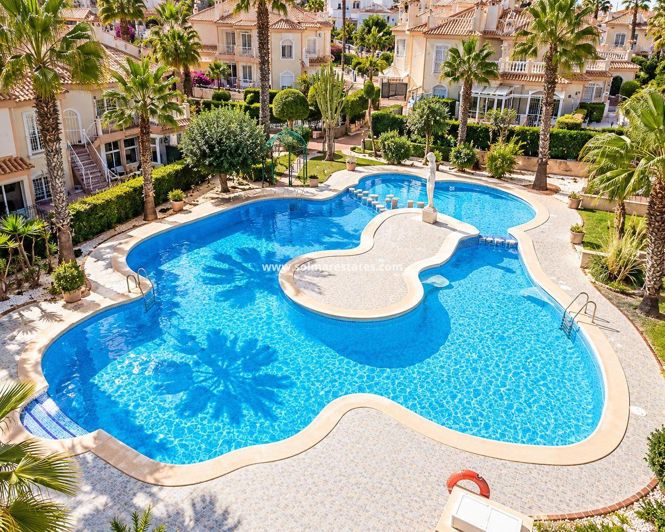 Image No.8-2 Bed Apartment for sale