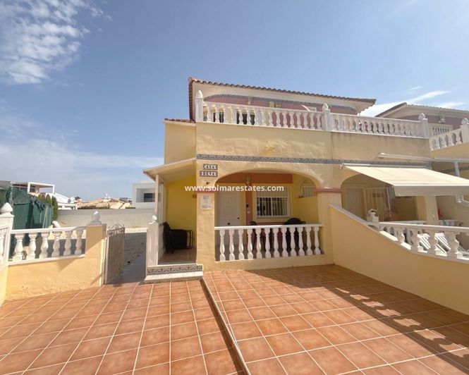 Image No.30-3 Bed House for sale