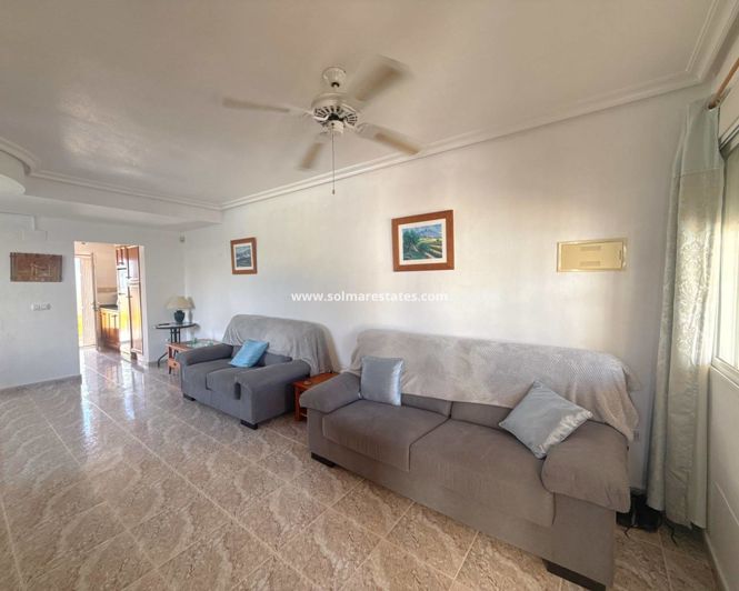 Image No.31-3 Bed House for sale