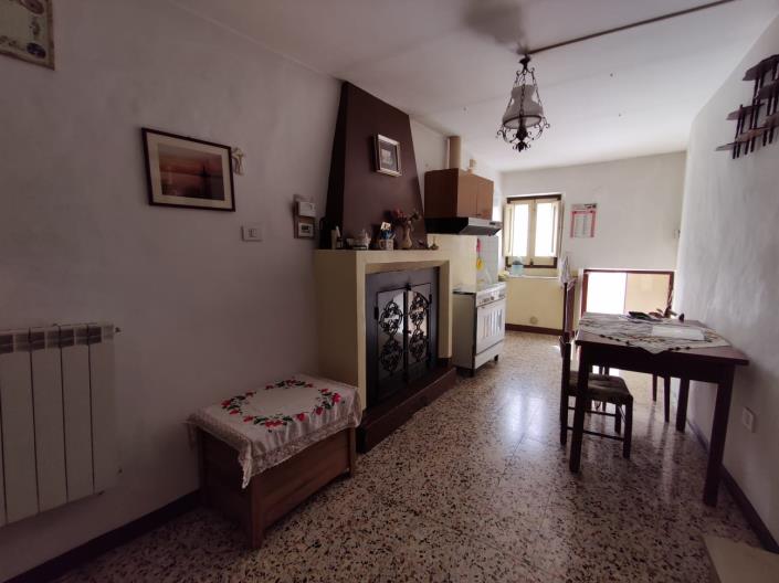 Image No.21-2 Bed House for sale
