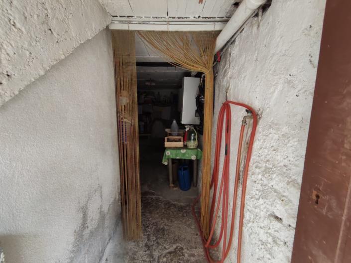 Image No.27-2 Bed House for sale
