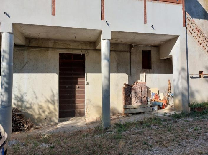 Image No.23-2 Bed House for sale
