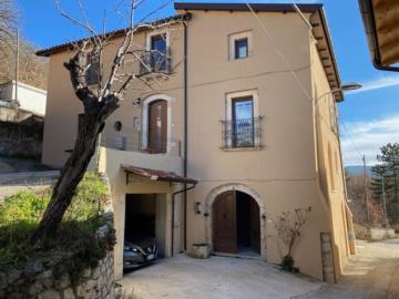 1 - Fagnano Alto, Maison