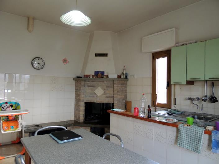Image No.11-3 Bed Apartment for sale