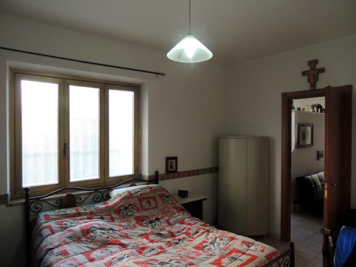 Image No.29-3 Bed Apartment for sale