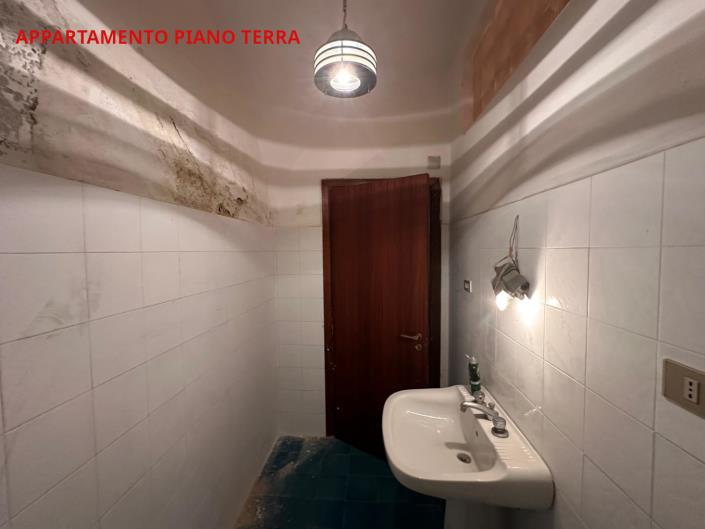 Image No.20-2 Bed Apartment for sale