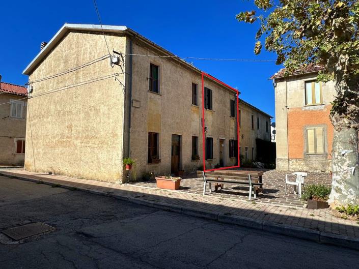 Image No.3-3 Bed Townhouse for sale