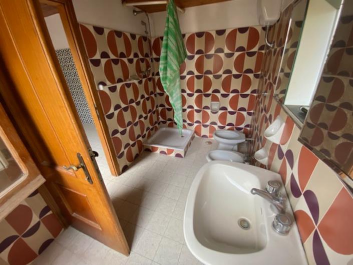 Image No.19-Propriété de 8 chambres à vendre à Agnone