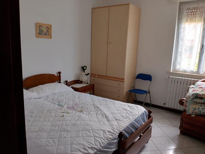 Image No.11-Propriété de 4 chambres à vendre à Farindola