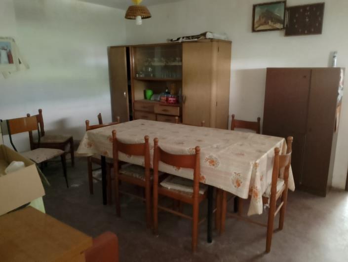 Image No.16-Propriété de 4 chambres à vendre à Farindola