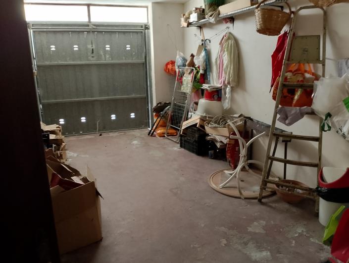Image No.18-Propriété de 4 chambres à vendre à Farindola