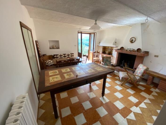 Image No.9-6 Bed House/Villa for sale