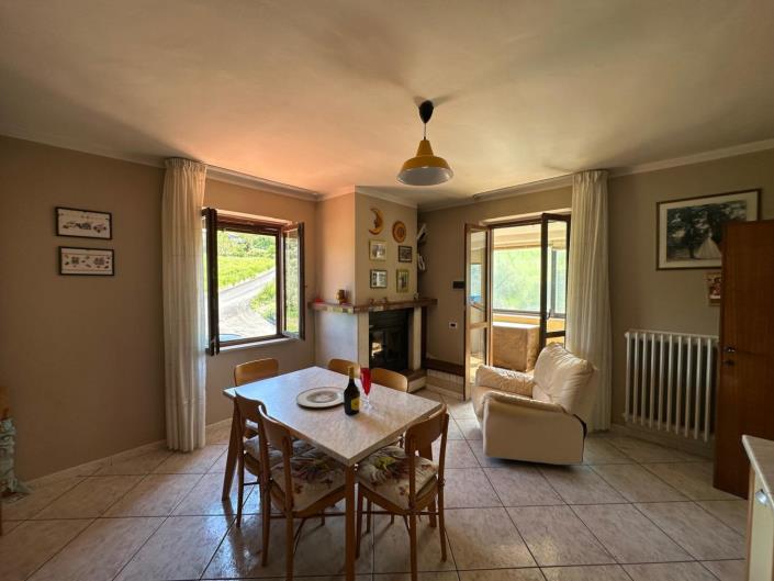 Image No.14-Propriété de 3 chambres à vendre à San Valentino in A.C.