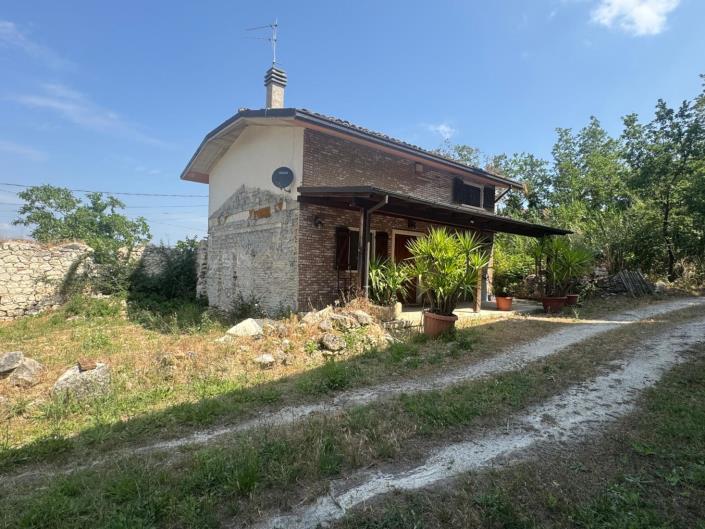 Image No.6-Propriété de 3 chambres à vendre à Lettomanoppello