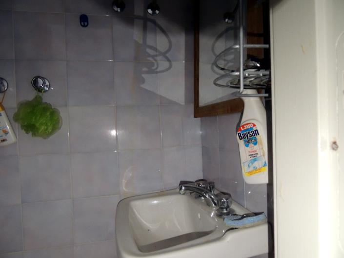 Image No.14-2 Bed Property for sale