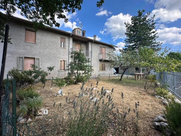 Image No.3-3 Bed Apartment for sale