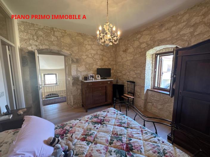 Image No.23-Propriété de 4 chambres à vendre à Roccamorice