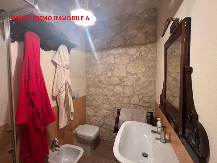 Image No.25-Propriété de 4 chambres à vendre à Roccamorice
