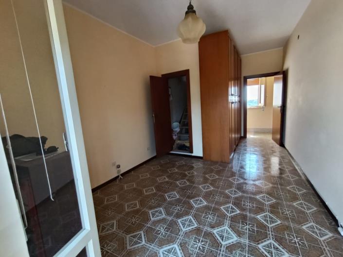 Image No.20-Propriété de 5 chambres à vendre