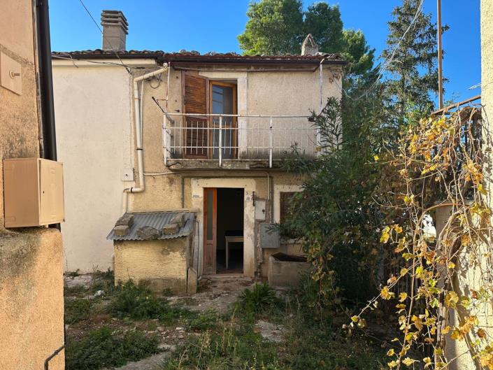Image No.2-2 Bed Property for sale
