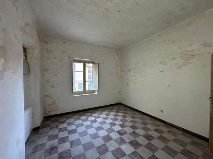 Image No.19-2 Bed Apartment for sale