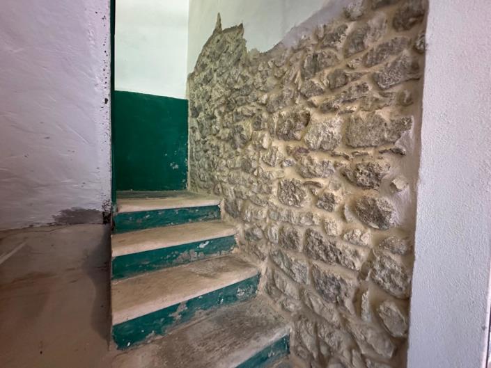 Image No.7-2 Bed Property for sale