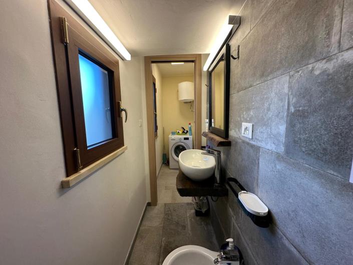 Image No.28-2 Bed Property for sale