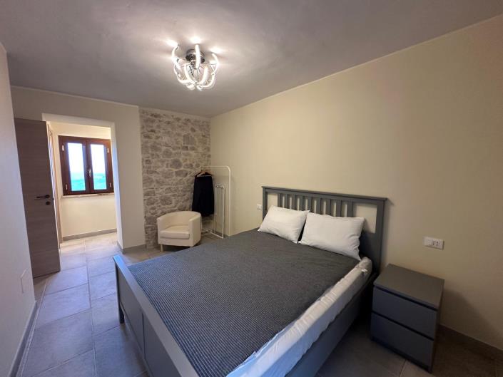 Image No.25-2 Bed Property for sale