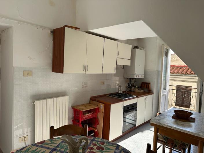 Image No.19-3 Bed Property for sale