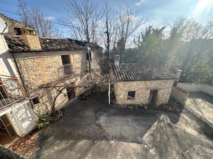 Image No.2-Propriété de 3 chambres à vendre à Civitella Casanova