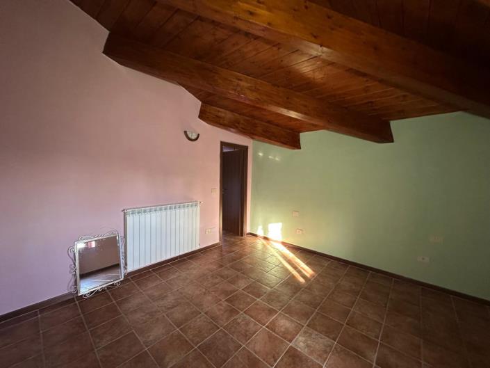 Image No.24-2 Bed Property for sale